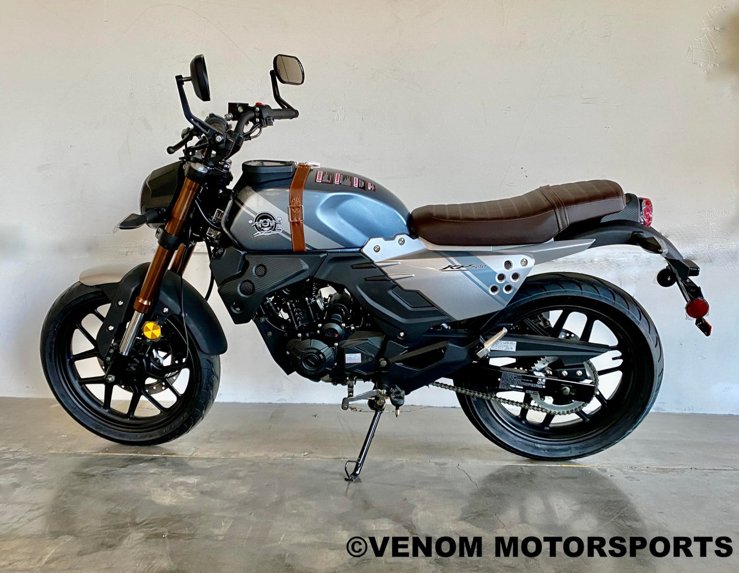 Lifan KPM 200 Blue Adult Motorcycle Cafe Racer 200cc Gas Street Motorcycle Electric Fuel Injection 17HP 6 Speed made by Lifan